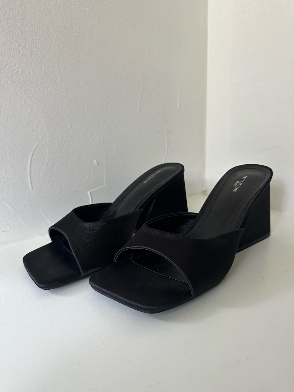Black Square-Toe Block Heel Slide Sandals